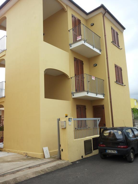 Valledoria Fiore Apartment ภายนอก รูปภาพ